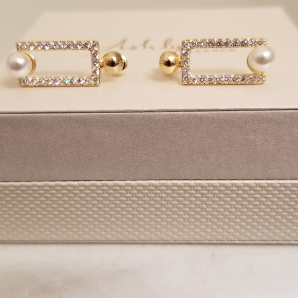 Gold and zircon "Pearl In  A Box" earings - Picture 5 of 5